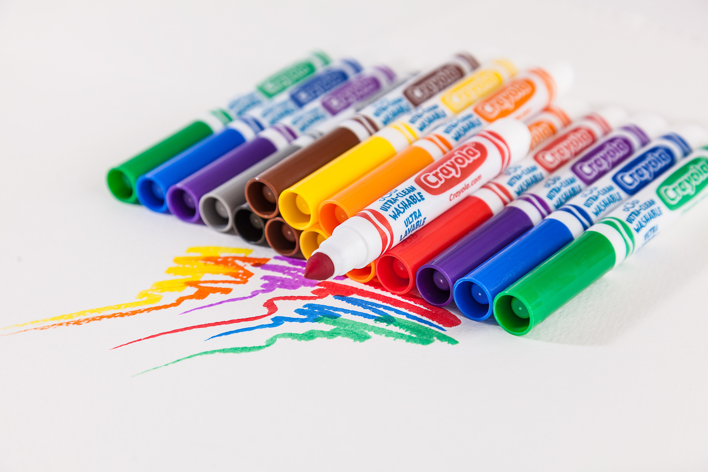 Crayola Fine Line Markers Classpack, 200 Count